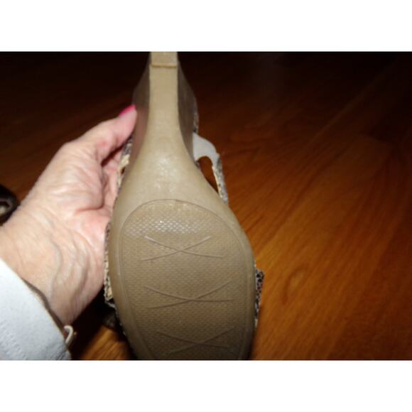 Impo Voyage reptile print wedge slide sandals 8M 3 inch wedge - Picture 4 of 6